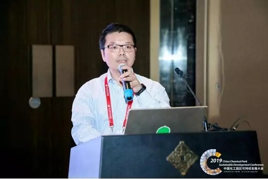 镜头除尘价格日韩无人区码卡二卡3，专业保养与DIY成本对比分析